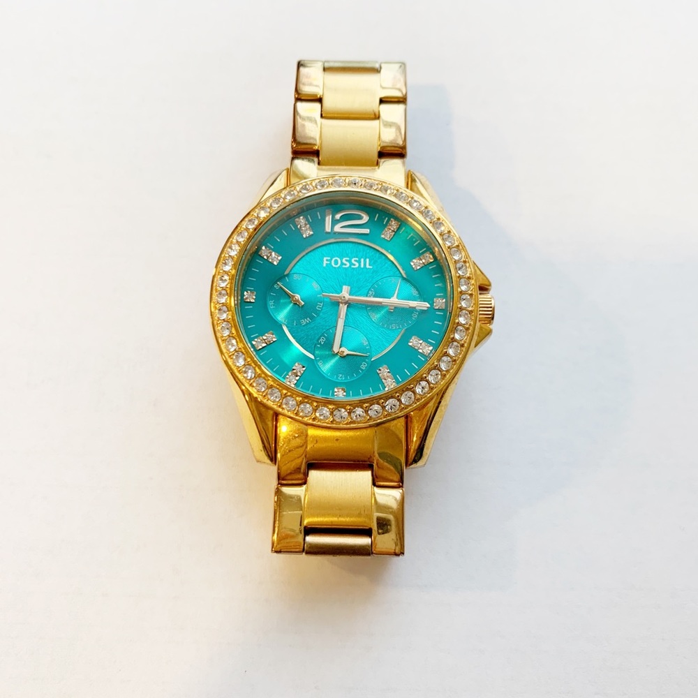 Women’s fossil watch